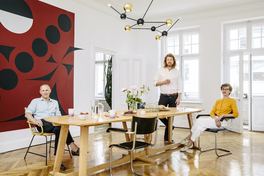 Die Gründerin in ihrem Hotel: Magdalena Ponagajbo und ihre Designkollegen von Mamastudio.  Copyright: Krzysztof Krzysztofiak, Warsaw